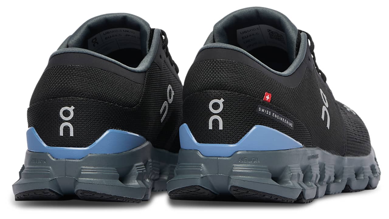 On Cloud 4 XD Sneaker Black New