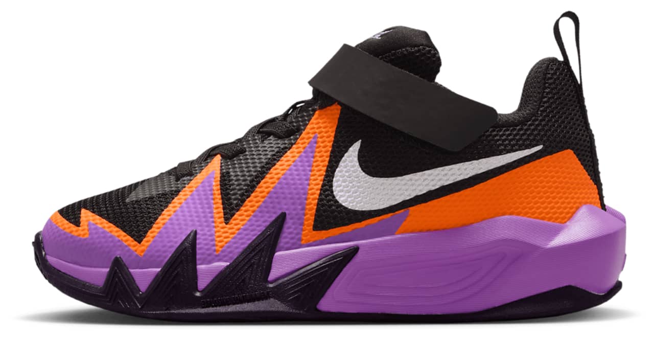 Nike S.T Dynamite Sneaker Black 10.5 New