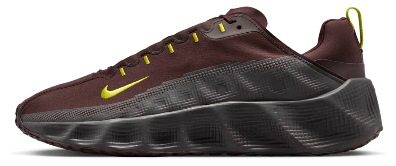 Nike Ava Rover Reflectivity Sneaker Yellow 10.5 New