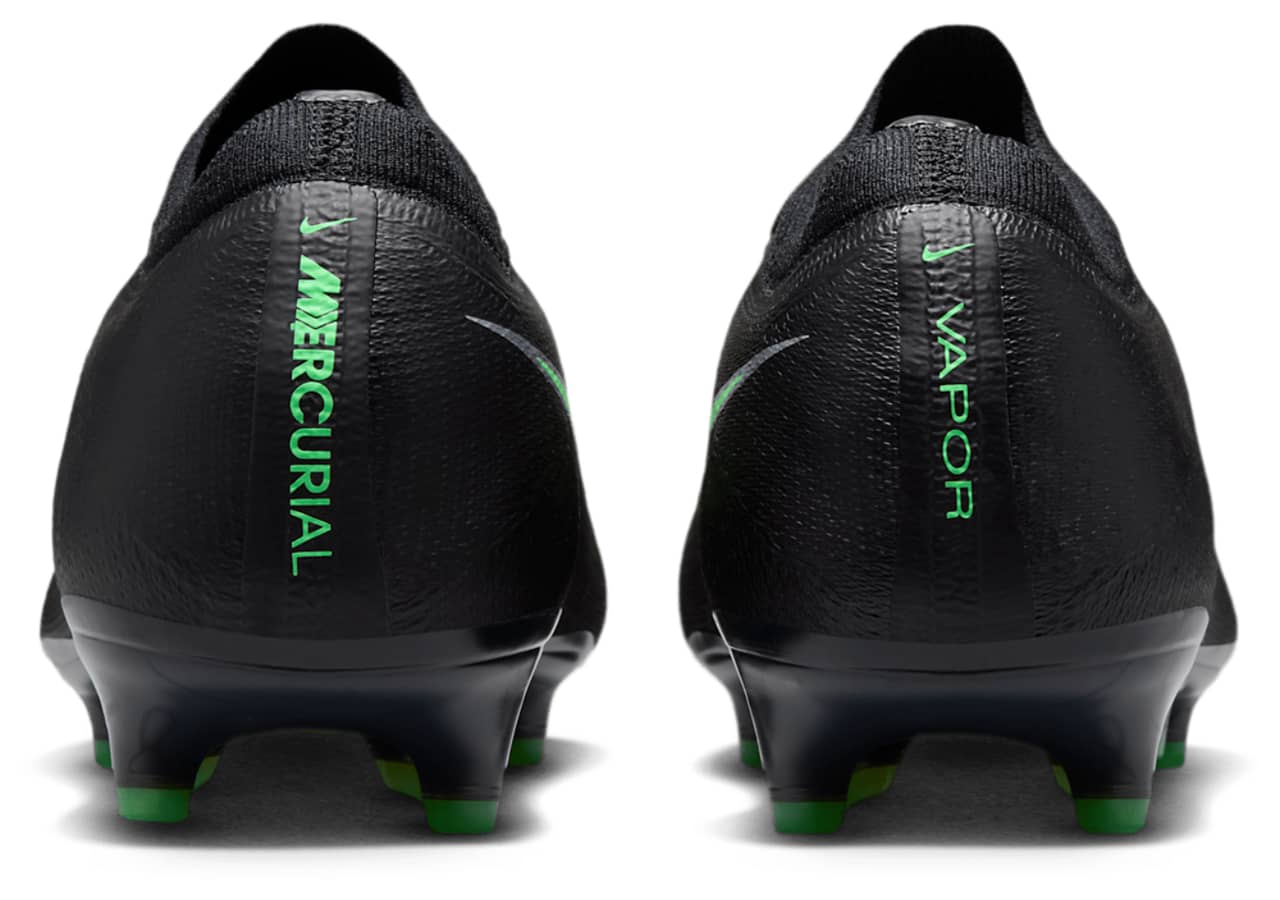 Nike Vapor 17 Elite Ag-Pro Sneaker Black 10.5 New