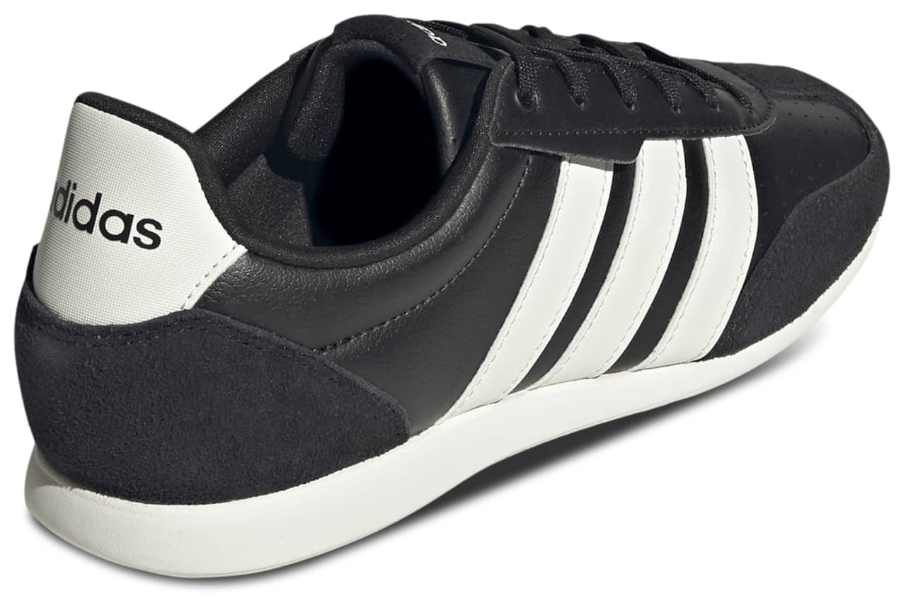 Adidas Barreda Low Sneaker Black 7.5 New