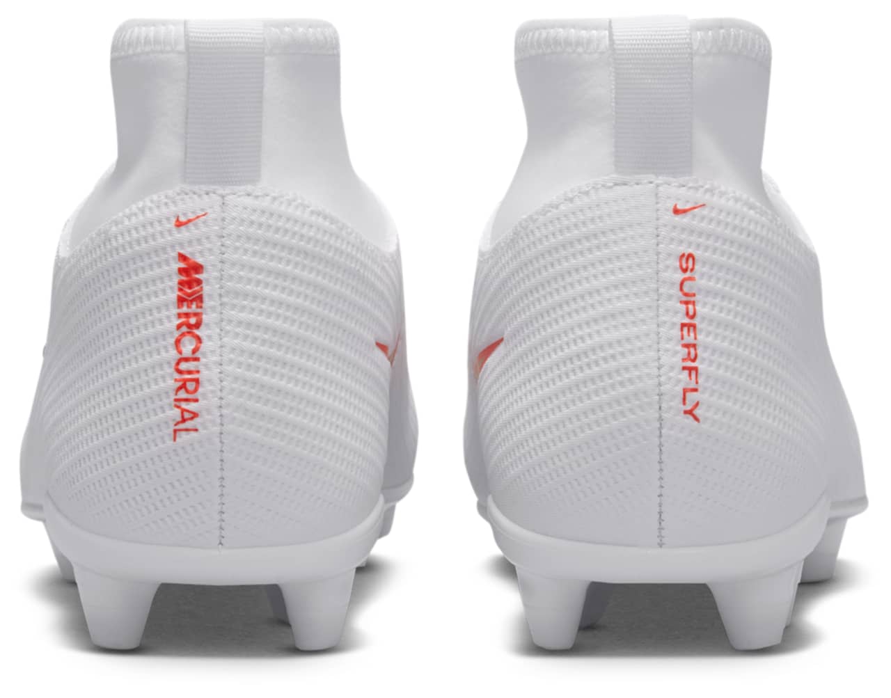 Nike Jr Superfly 11 Club Fg/Mg T Sneaker White 5.5 New