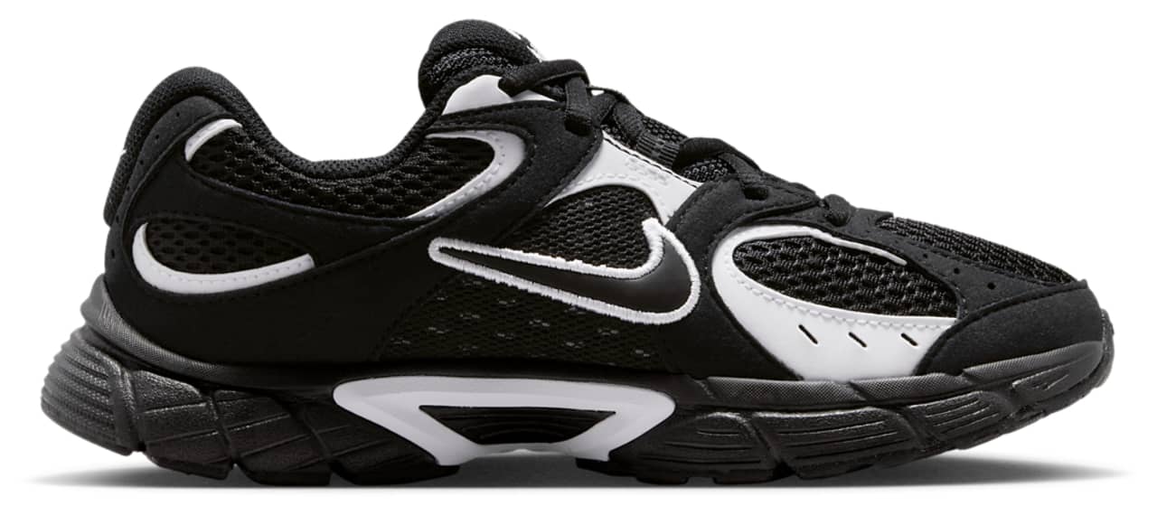Nike V5 RNR Suede Sneaker Black 3.5 New