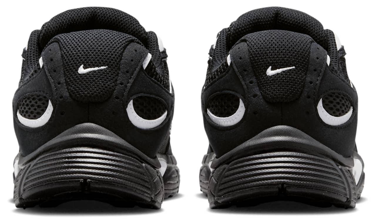 Nike V5 RNR Suede Sneaker Black 3.5 New