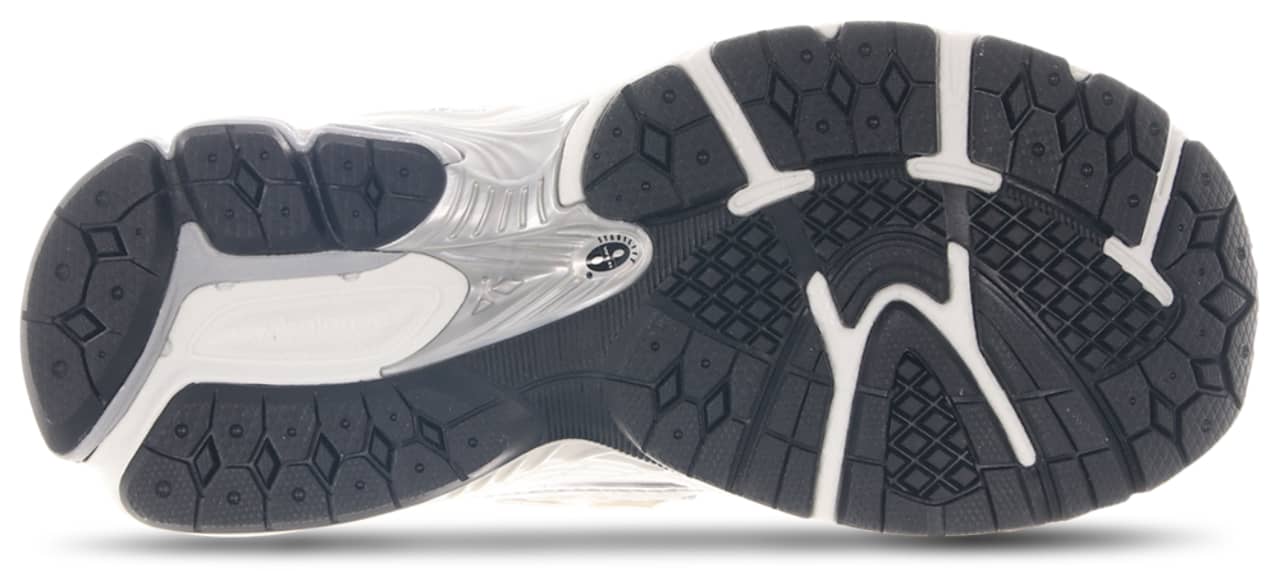 New Balance 1906 Sneaker Black 4.5