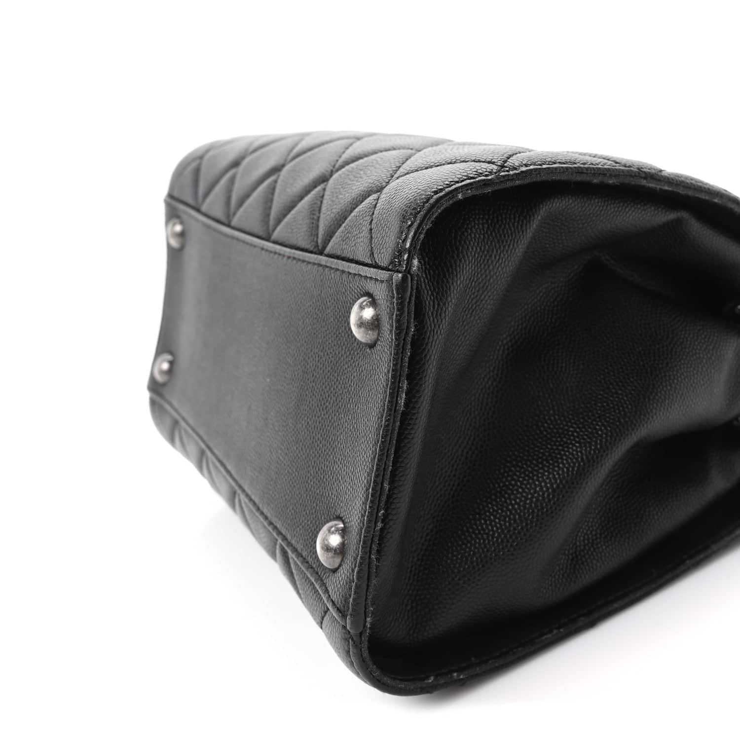 Chanel CC Bucket Bag Women's bags Black Small Quilted Used - Very Good