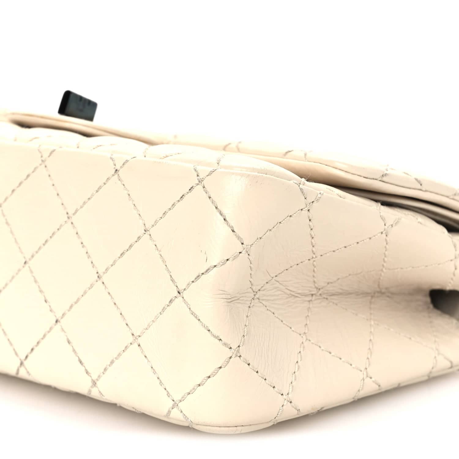 Chanel 2.55 Reissue 225 Small Shoulder Bag Women's bags Multicolor Used - Like New