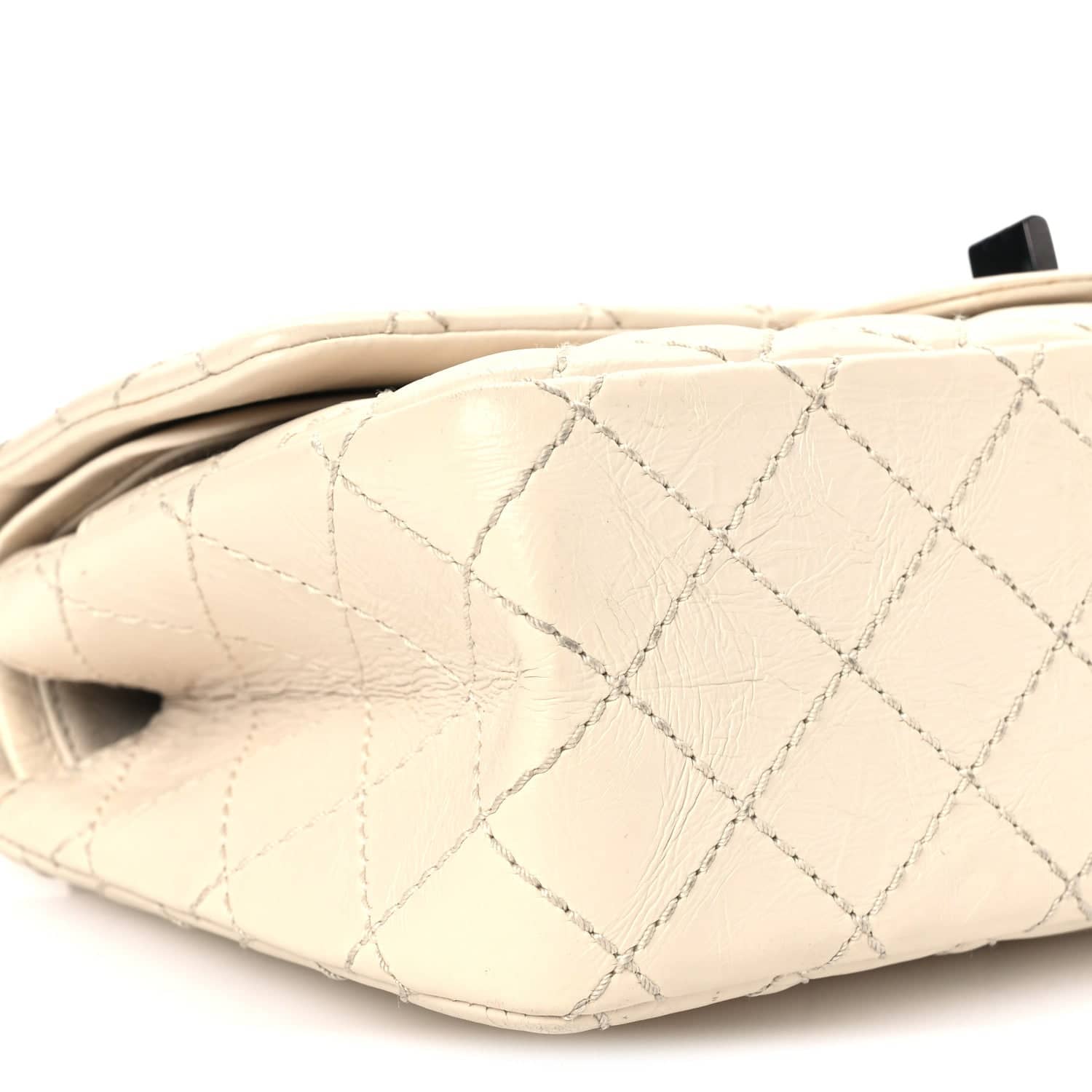 Chanel 2.55 Reissue 225 Small Shoulder Bag Women's bags Multicolor Used - Like New