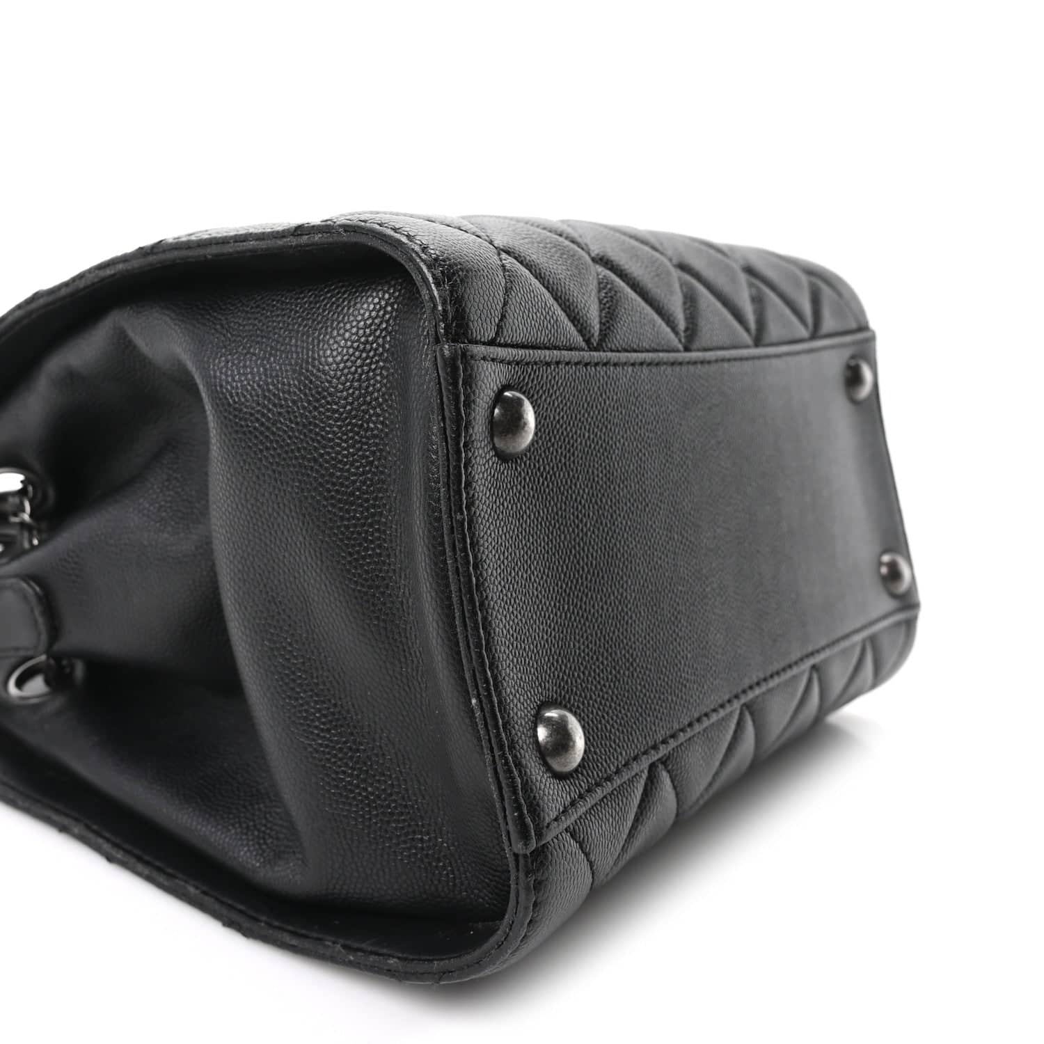 Chanel CC Bucket Bag Women's bags Black Small Quilted Used - Very Good