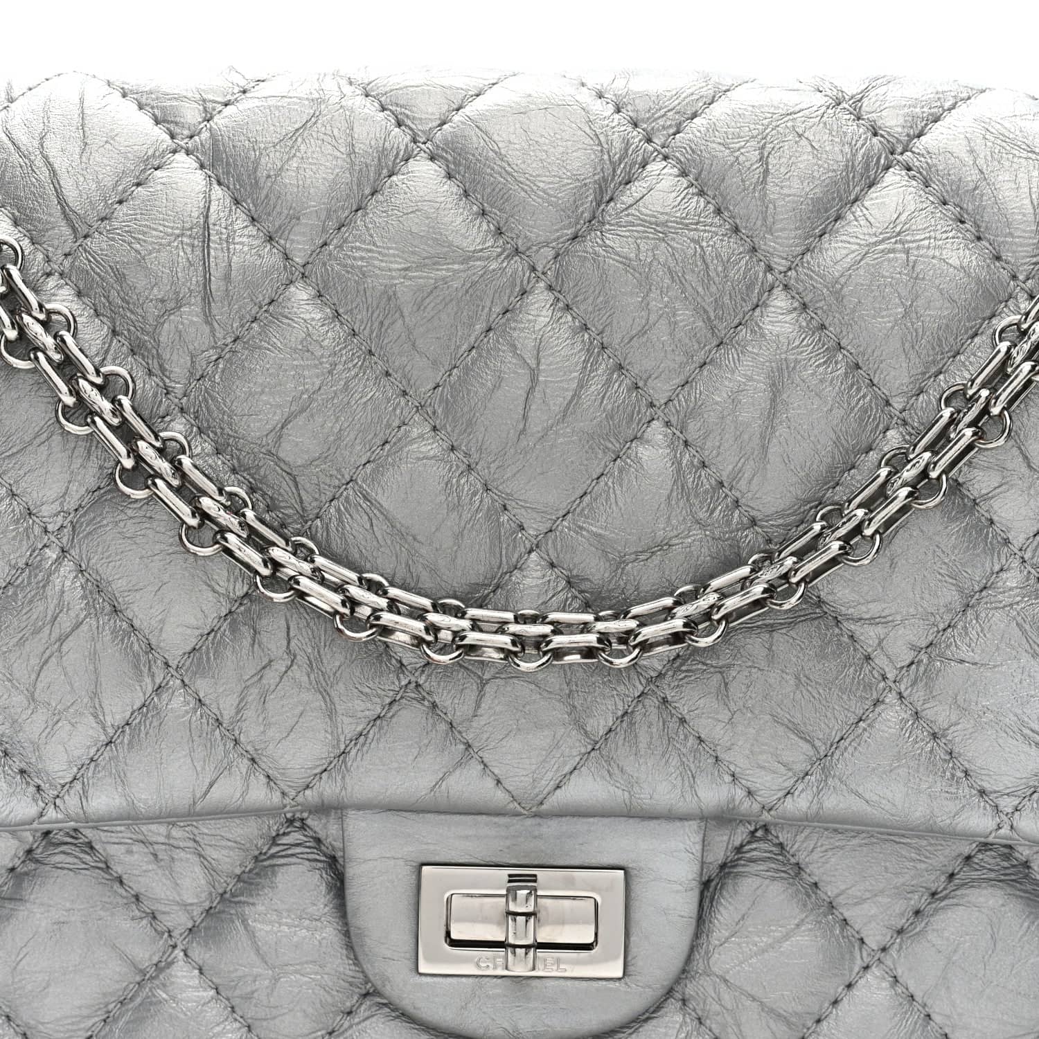 Chanel 2.55 Reissue 226 Medium Shoulder Bag Women's bags Green Used - Like New