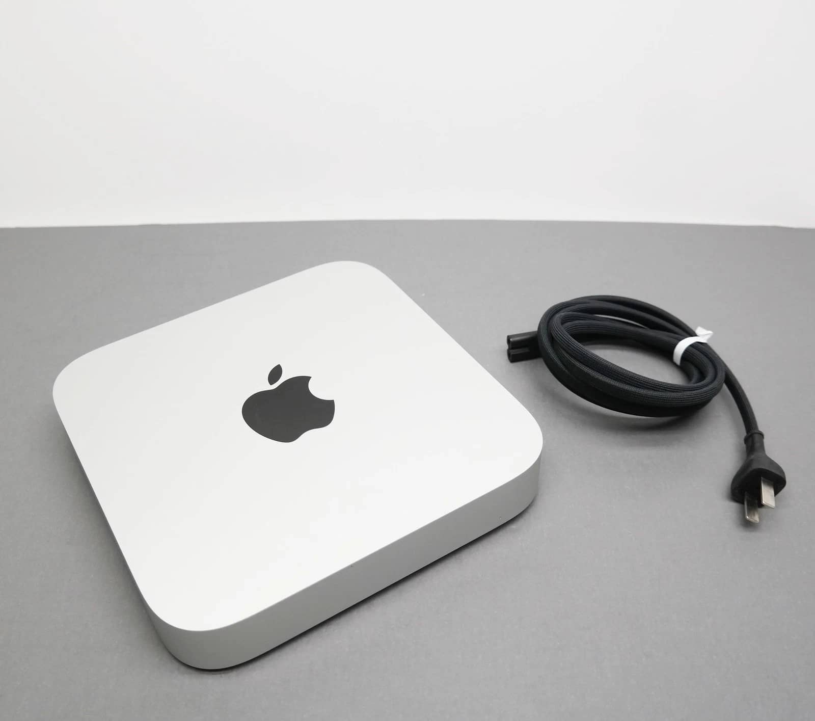 Apple Mac mini M2 Pro Computers 512GB 16GB Refurbished - Excellent