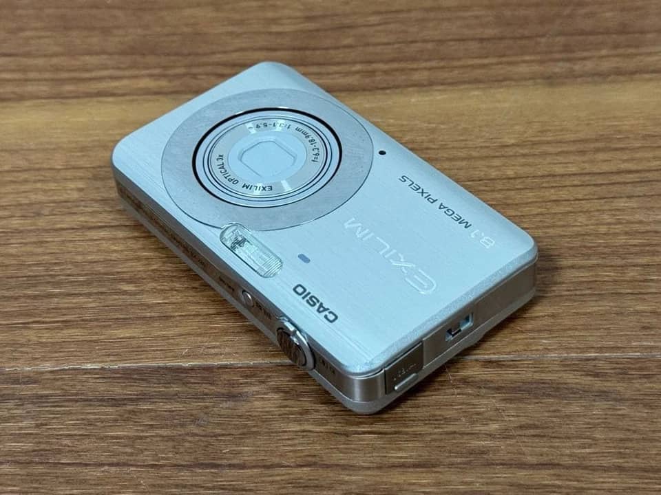 Casio Exilim EX-Z80 Digital Cameras Black New Body Only