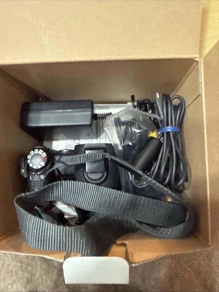 Minolta DiMAGE Z3 Digital Cameras