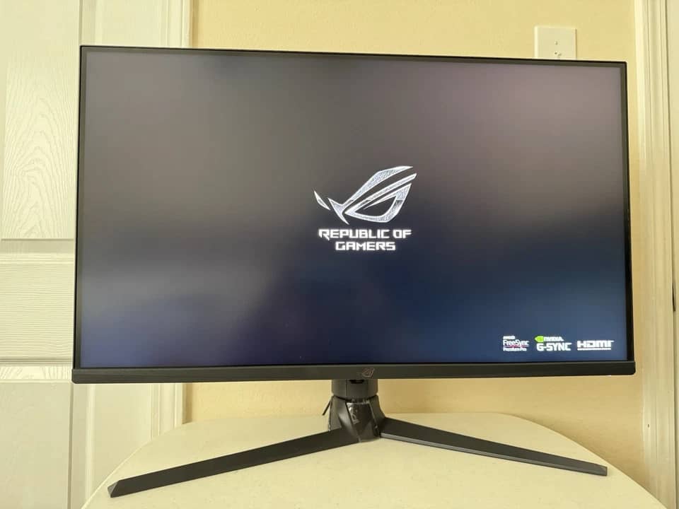 ASUS XG32UQ Monitors
