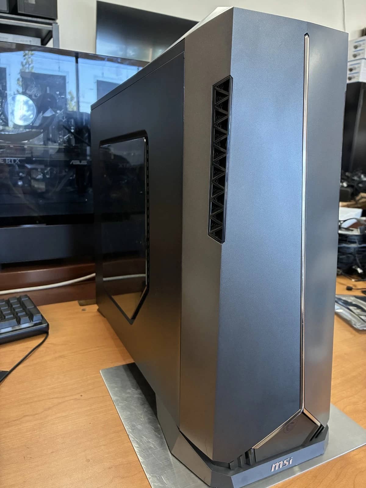 MSI aegis Computers New
