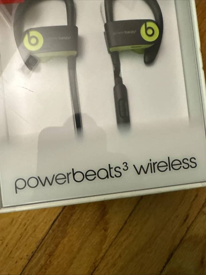 Beats Powerbeats3 Wireless Headphones & Earbuds Black New
