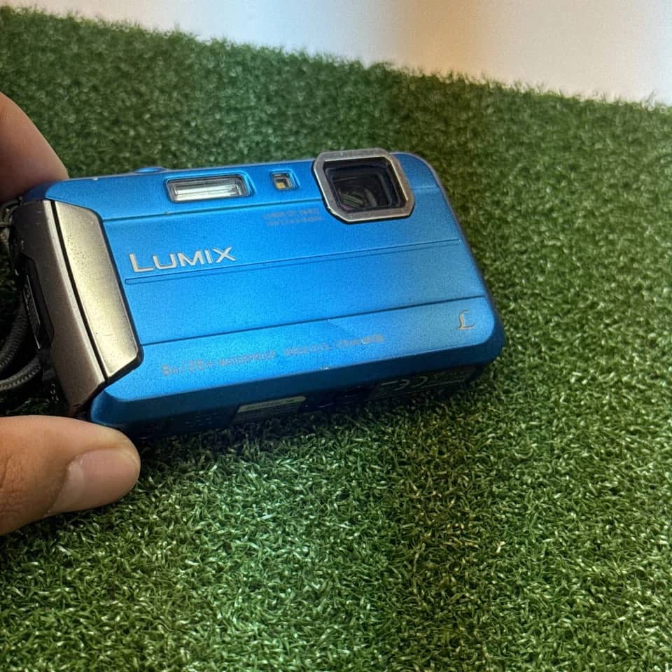 Panasonic LUMIX FT30 Digital Cameras Orange Used - Good Body Only