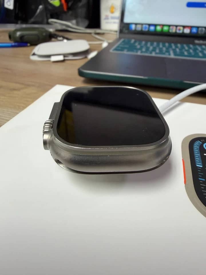 Apple Watch Ultra 2 Smartwatches