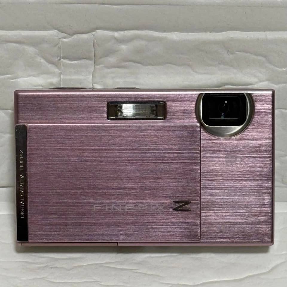 Fujifilm FinePix Z200fd Digital Cameras pink New Body Only