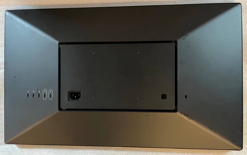 LG 24MD4KL Monitors