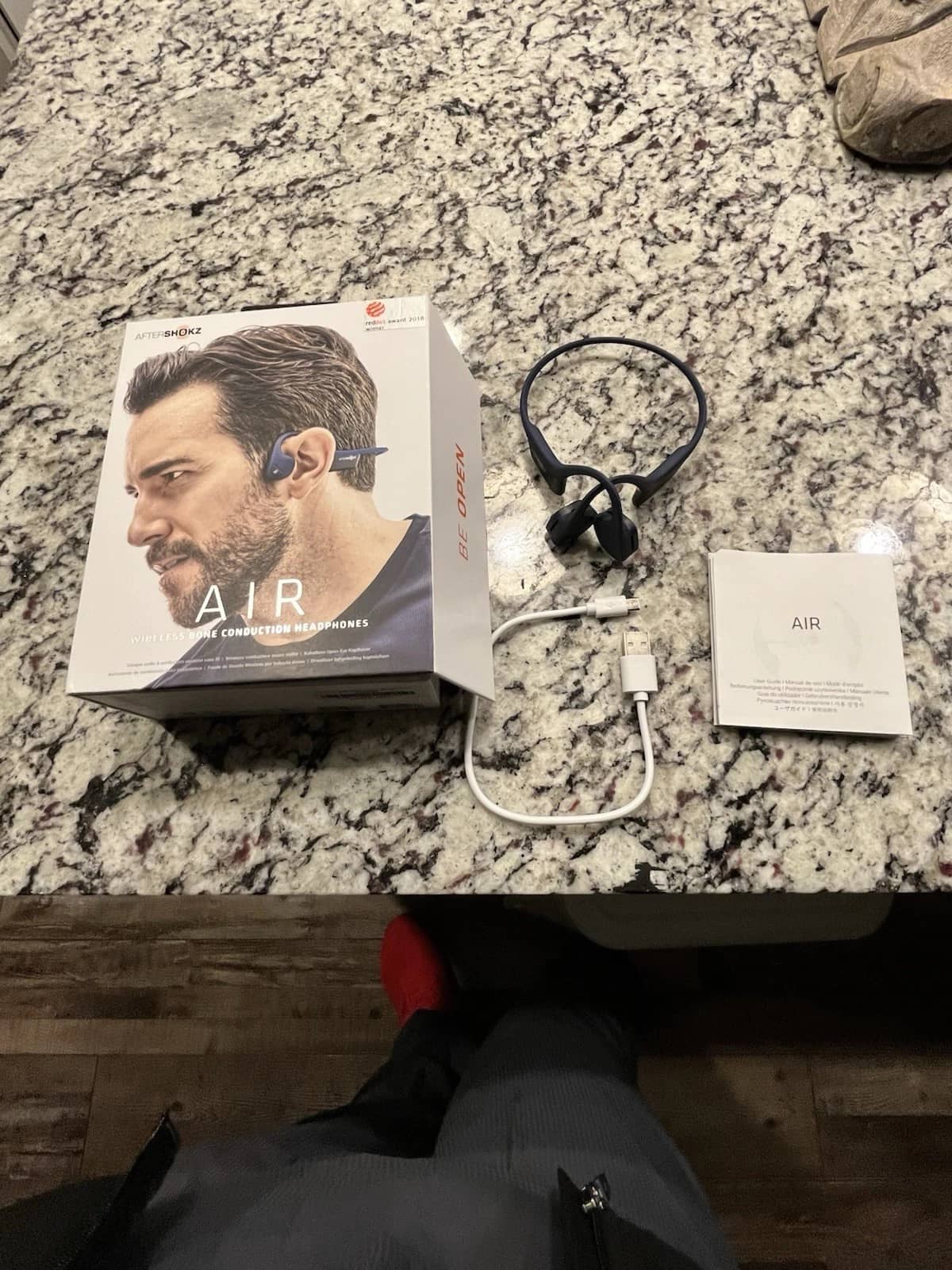 Shokz Trekz Air Headphones & Earbuds Blue Used - Good