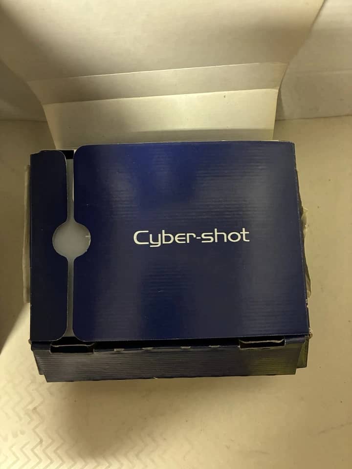 Sony Cyber-shot DSC-W30 Digital Cameras Silver New Body Only