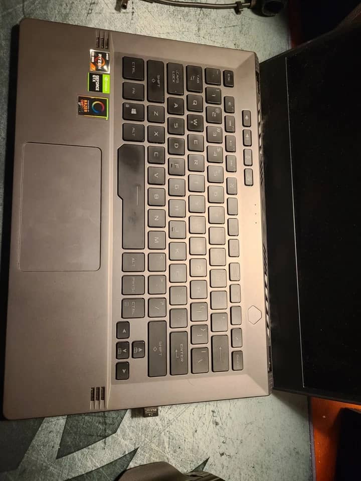 ASUS ROG Zephyrus G14 Computers