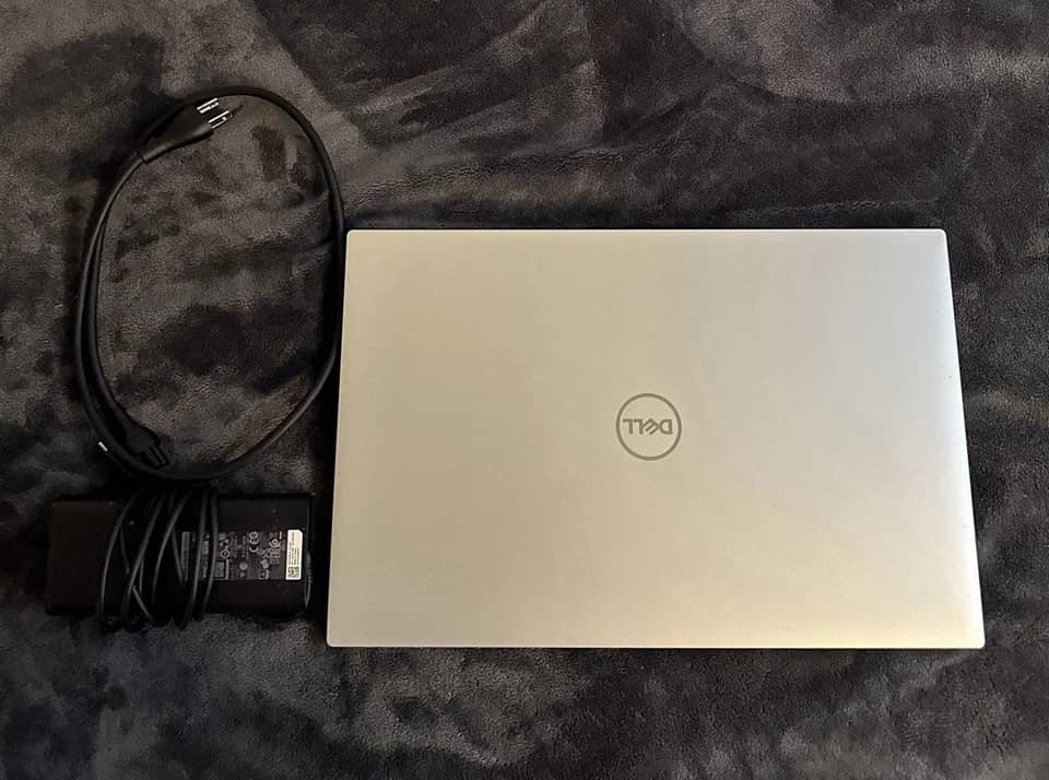 Dell XPS 9720 Computers