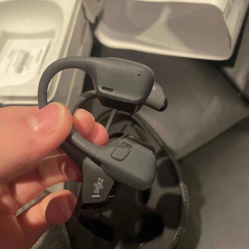 Shokz S820-ST-BK-US Headphones & Earbuds 