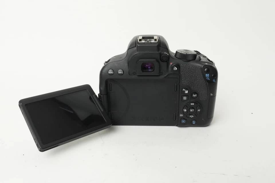 Canon EOS Rebel T7i Digital Cameras