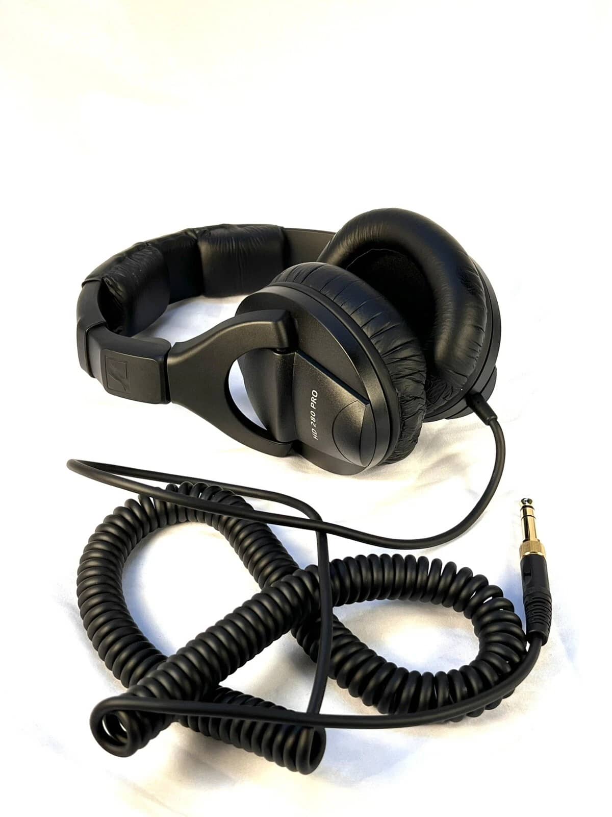 Sennheiser HD280PRO Headphones & Earbuds Black New