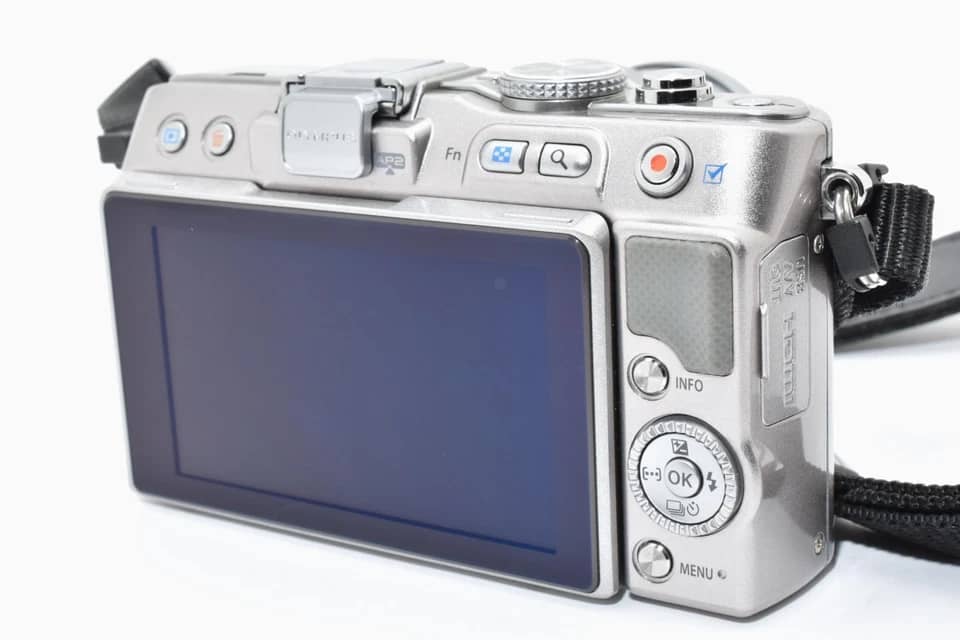 OM SYSTEM PEN E-PL3 Digital Cameras Silver New w/ 14-42mm Kit
