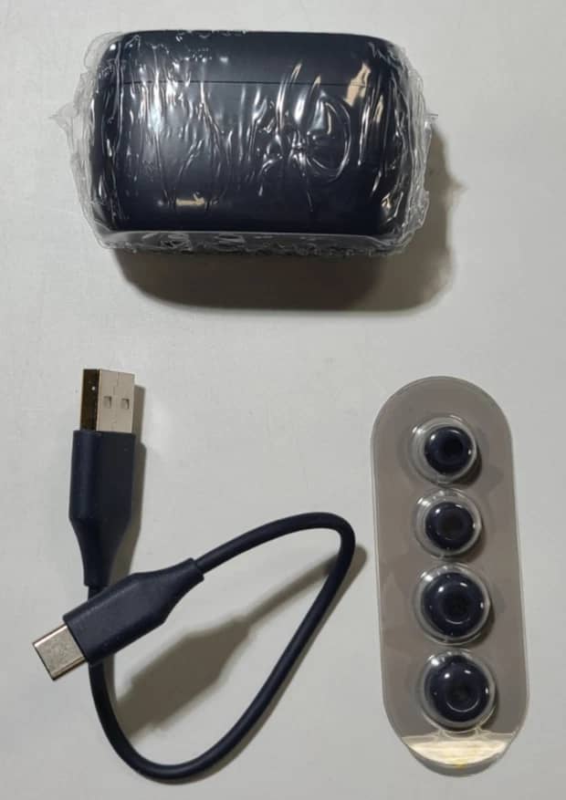 Jabra Elite 4 Headphones & Earbuds Blue New