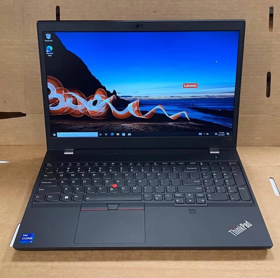 Lenovo ThinkPad T15p Computers