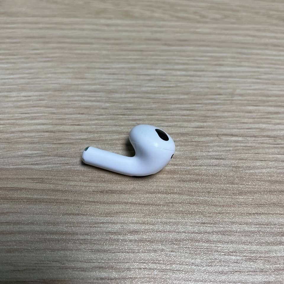 Apple AirPods 3 Headphones & Earbuds 