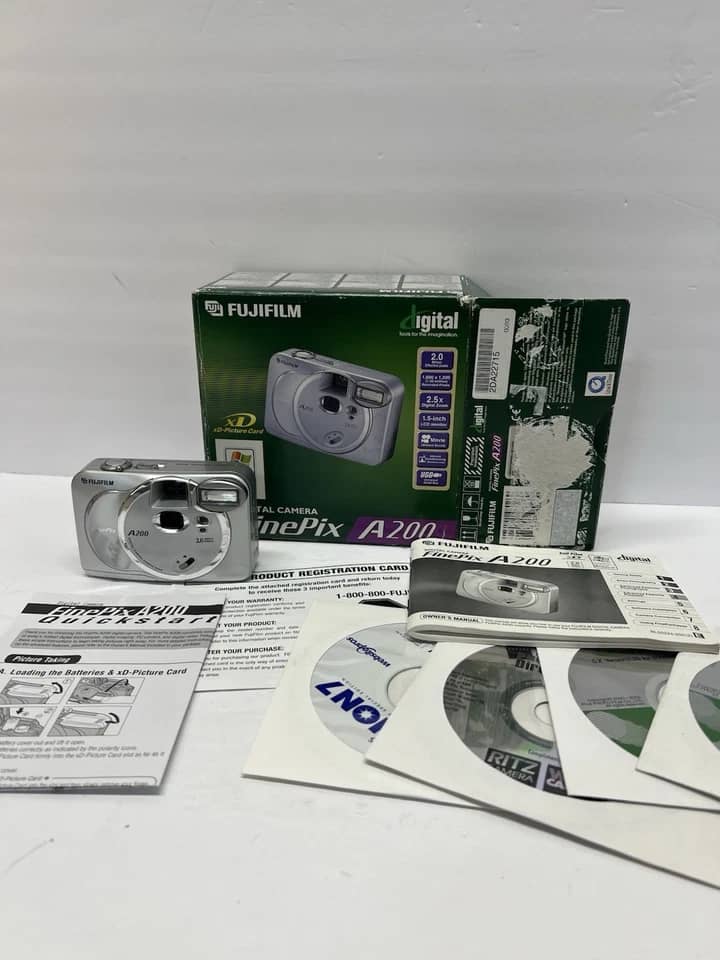 Fujifilm DiMAGE A200 Digital Cameras