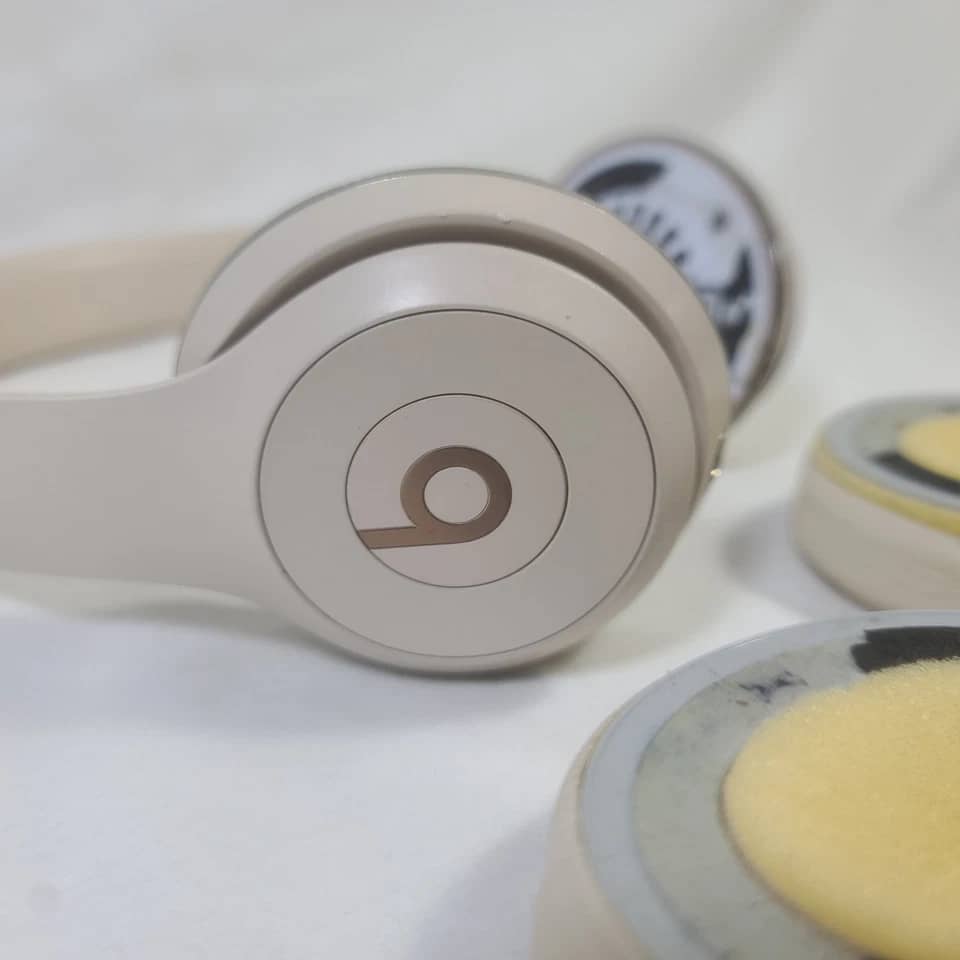 Beats Solo 3 Wireless Headphones & Earbuds 
