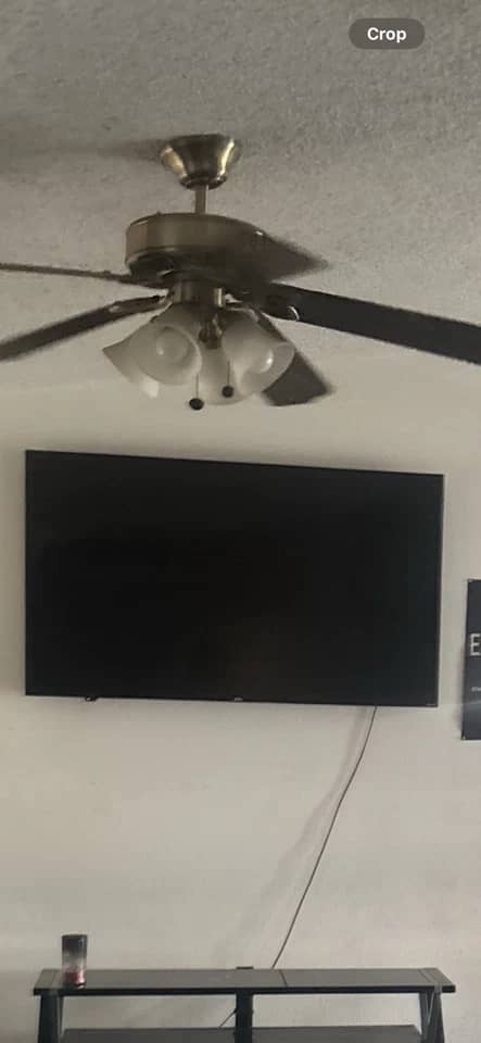 Roku 32A4G TVs