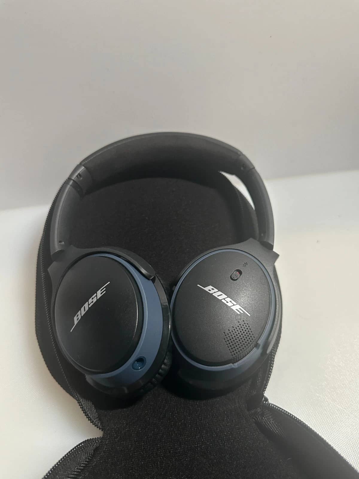 Bose Soundlink Headphones & Earbuds Black New