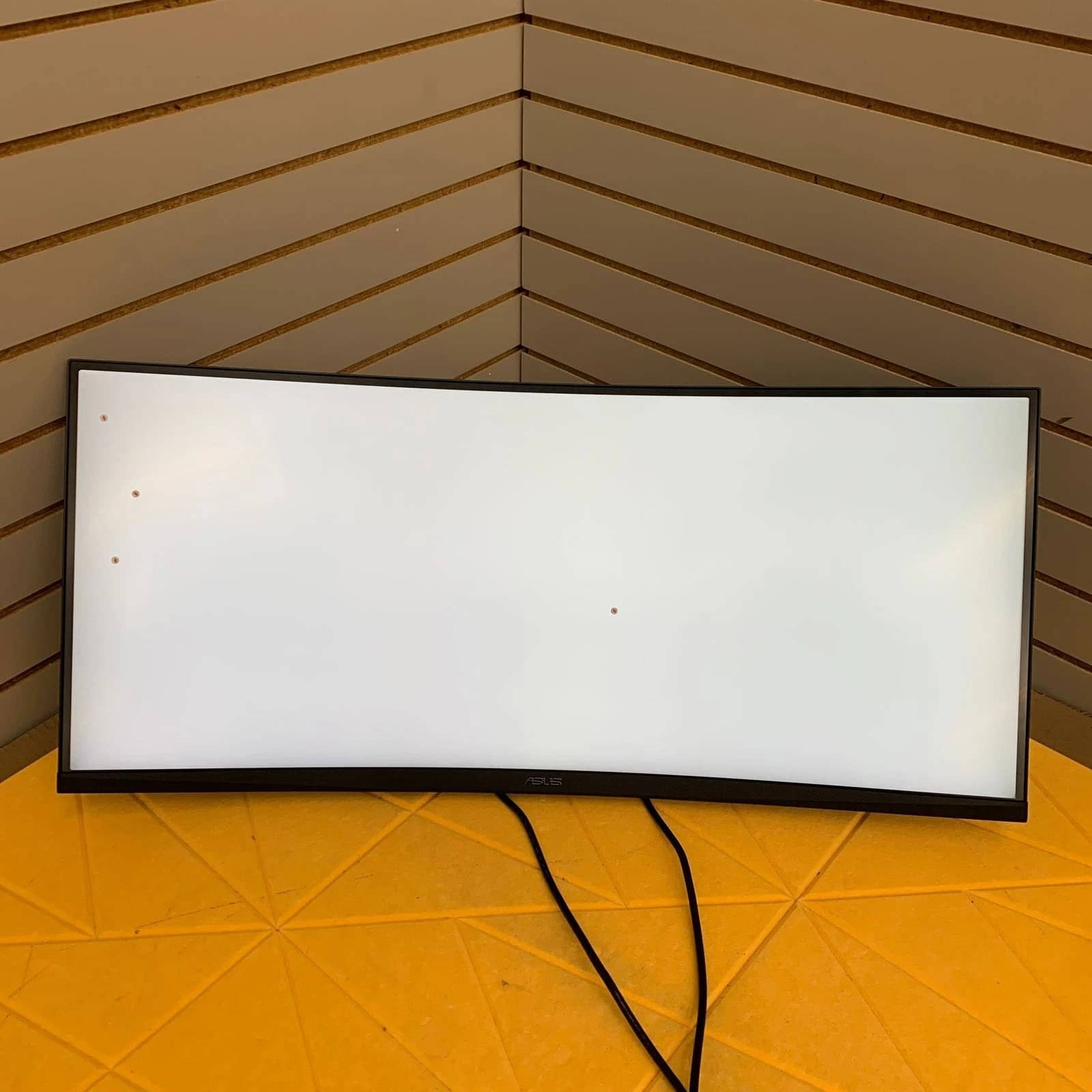 ASUS VG34VQL3A Monitors New