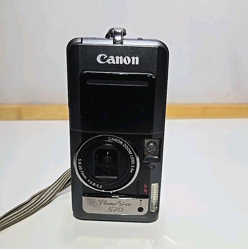 Canon PowerShot S70 Digital Cameras Black New Body Only