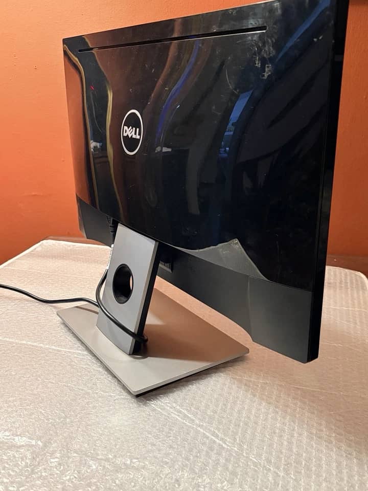 Dell SE2417HGX Monitors