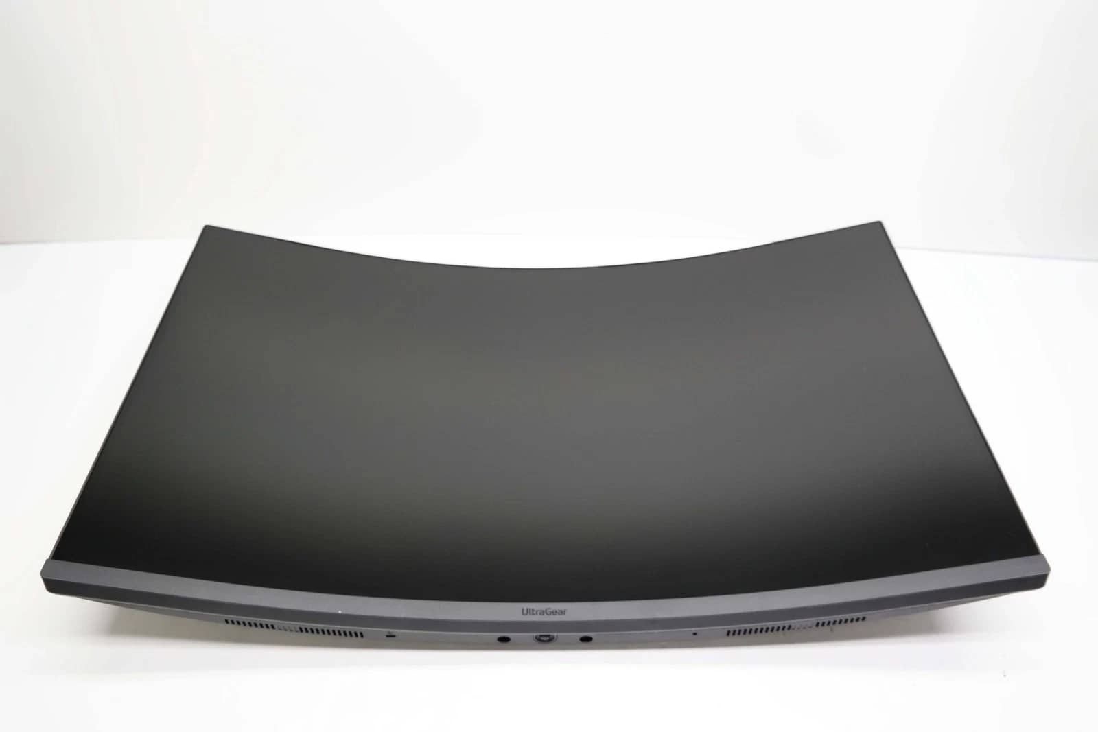 LG 32GS60QC-B Monitors For parts or not working
