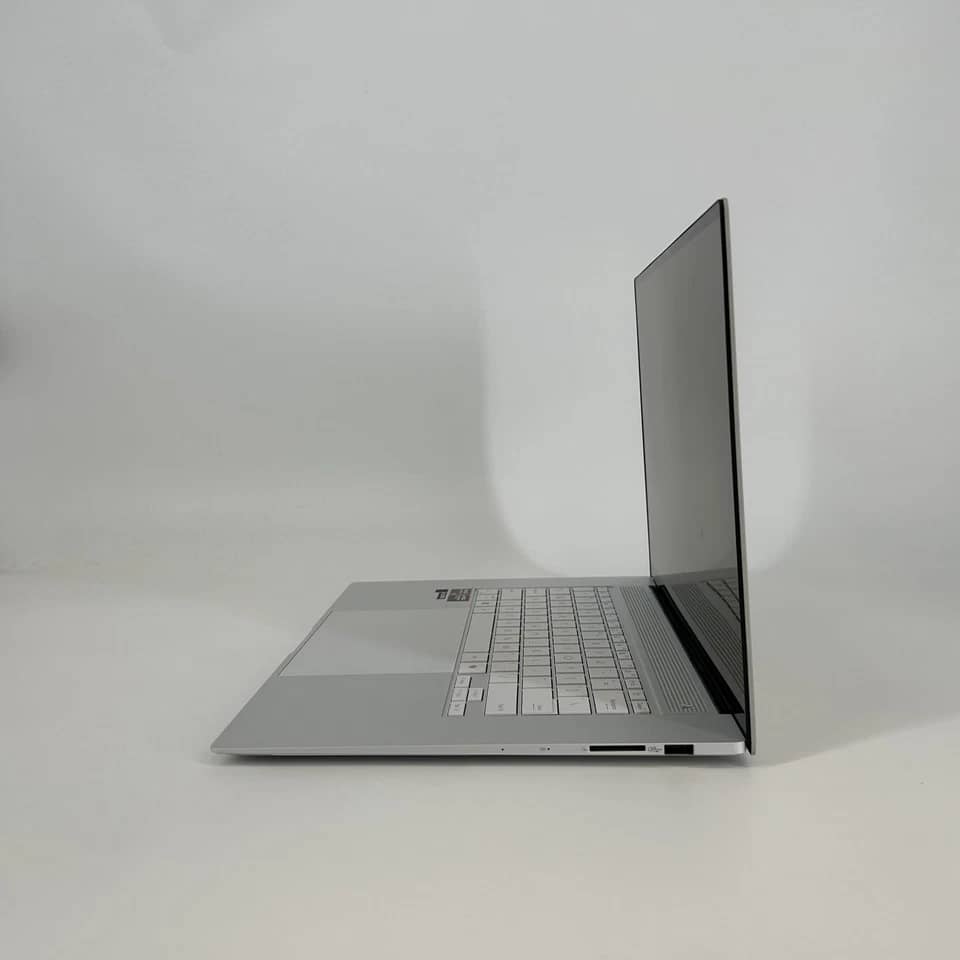 ASUS Zenbook 16 Computers