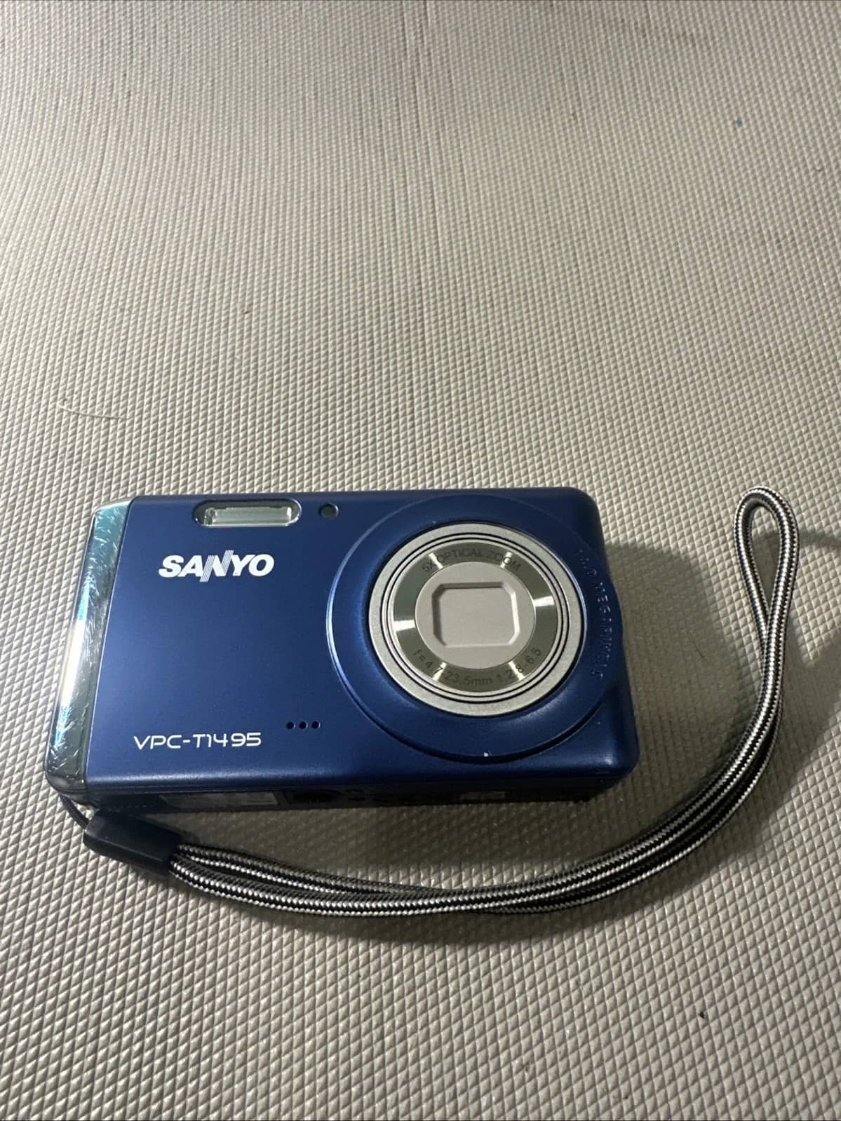 SANYO VPC T1495 Digital Cameras Blue New Body Only