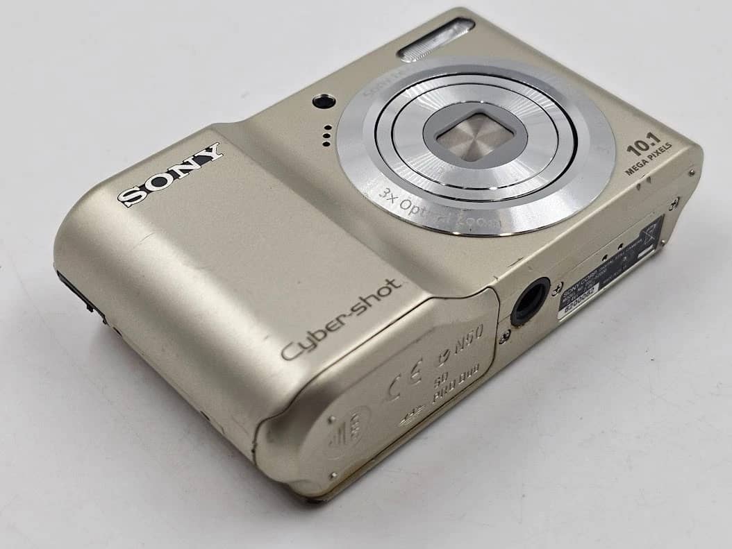 Sony Cyber-shot DSC-S2000 Digital Cameras Gold New Body Only