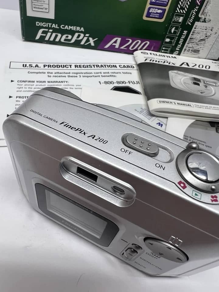 Fujifilm DiMAGE A200 Digital Cameras