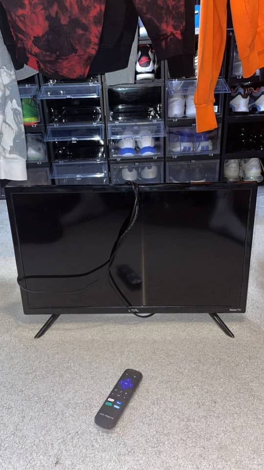 onn. 100012590 TVs