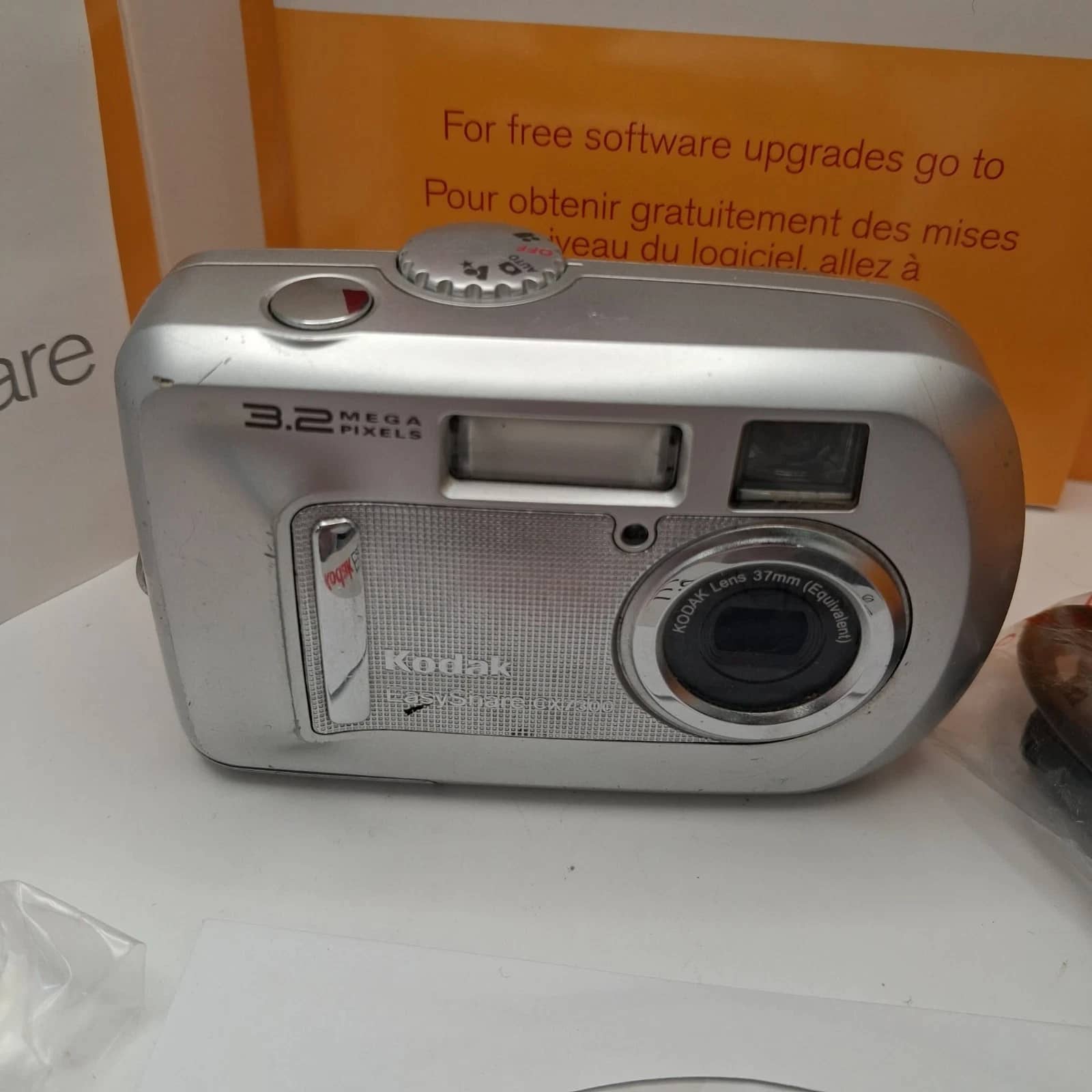 Kodak EasyShare CX7300 Digital Cameras Silver New Body Only