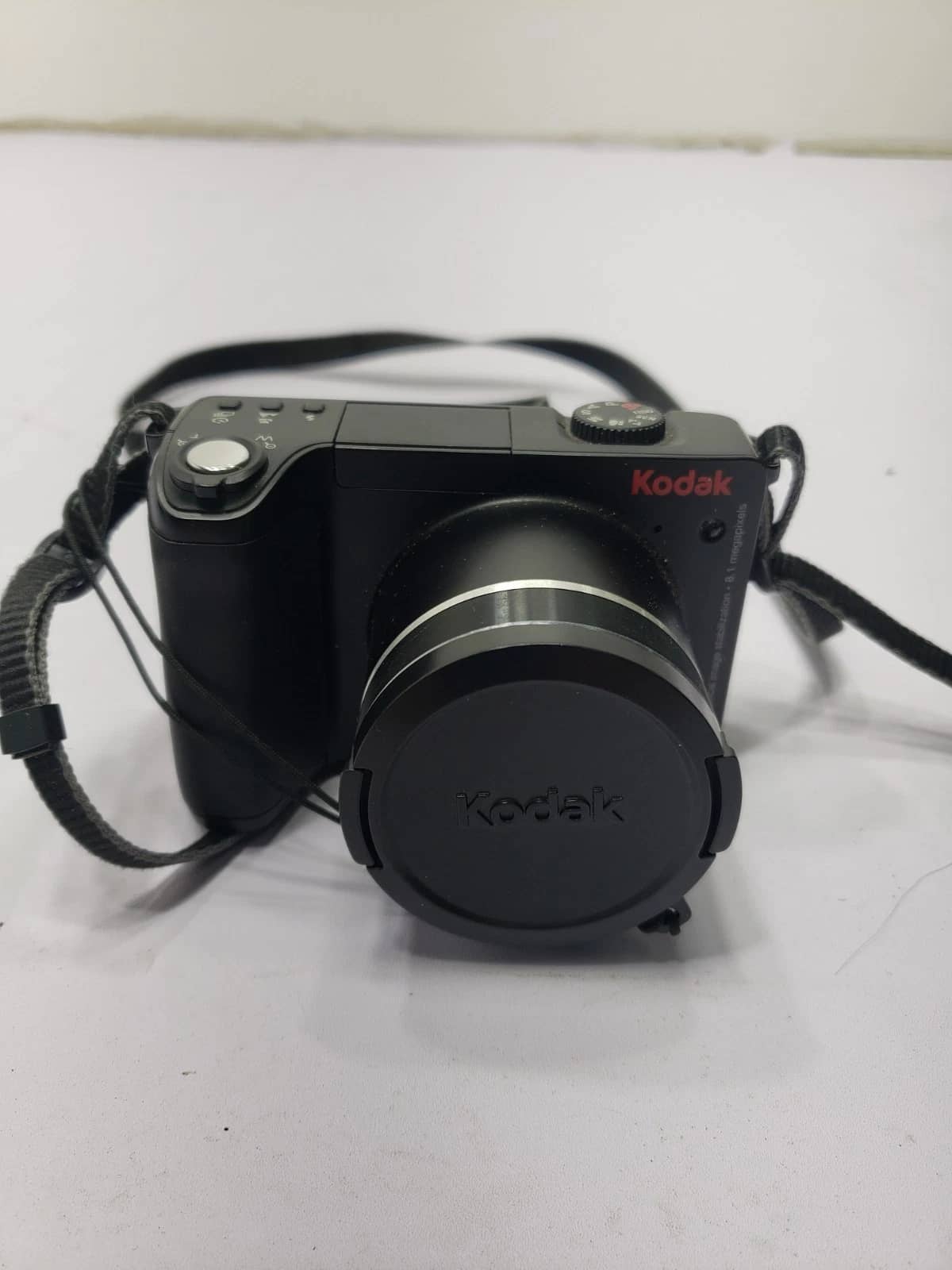 Kodak Z8612 IS Digital Cameras Black Used - Good Body Only